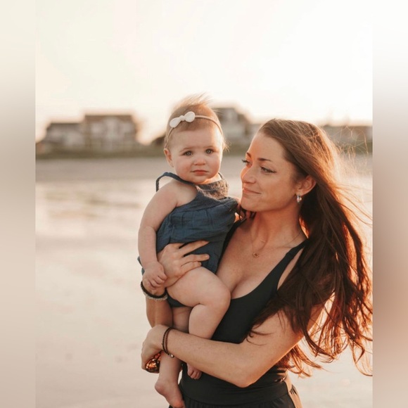 Meet your Posher, Meghan - Picture 2 of 4